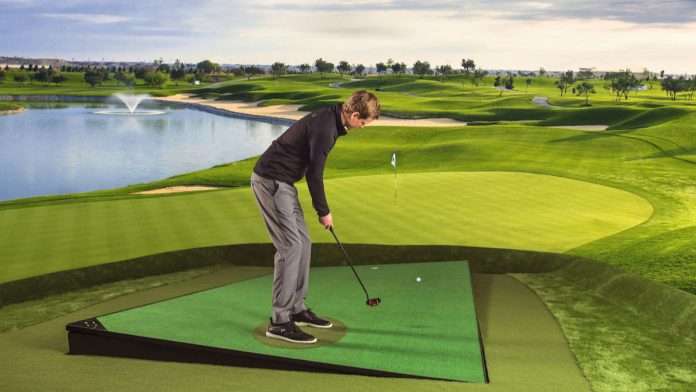 American Golf opens £ 650,000 high-tech superstore in Trafford

