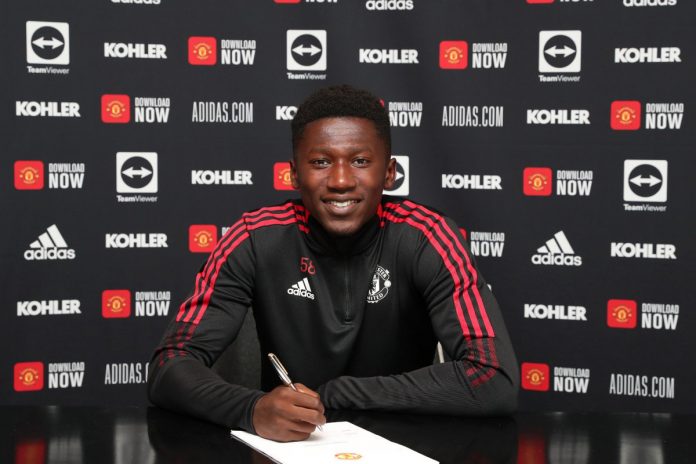 20-year-old Man Utd youngster Di'Shon Bernard signs a new deal at Old Trafford before completing the loan transfer from Hull City

