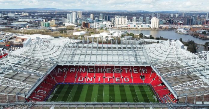 Manchester United considering Old Trafford transformation
